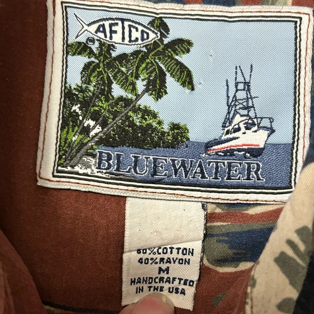 Aftco Bluewater Shirt Button Down‎ Men's Size Medium Fish Print - Picture 8 of 9